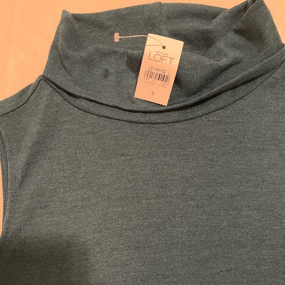 NWT Womens Ann Taylor Loft Blue Tank Top - Picture 3 of 6
